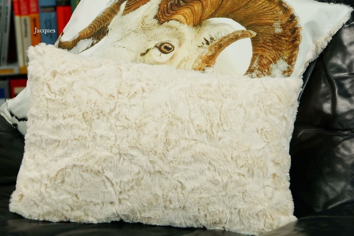 Isis, kuschelig weiches Fellimmitat, Kissen, beige