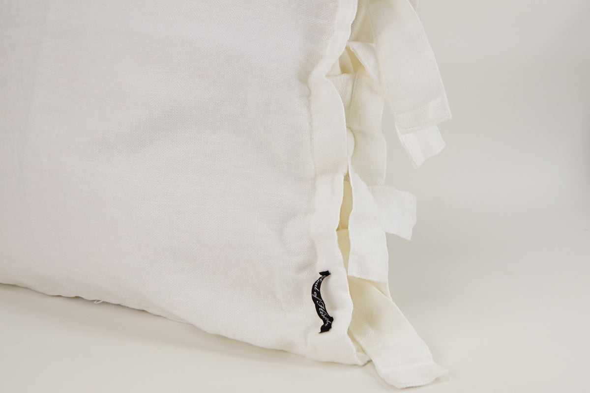 Soul of Himla, Kissen mit Schleifenverschluss, weiß, 50x50cm