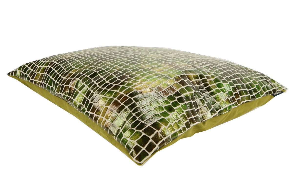 Croco, Kissen, 27x43cm, oliv, Krokodil-Leder-Imitat, metallische Optik, Rückseite Stoff