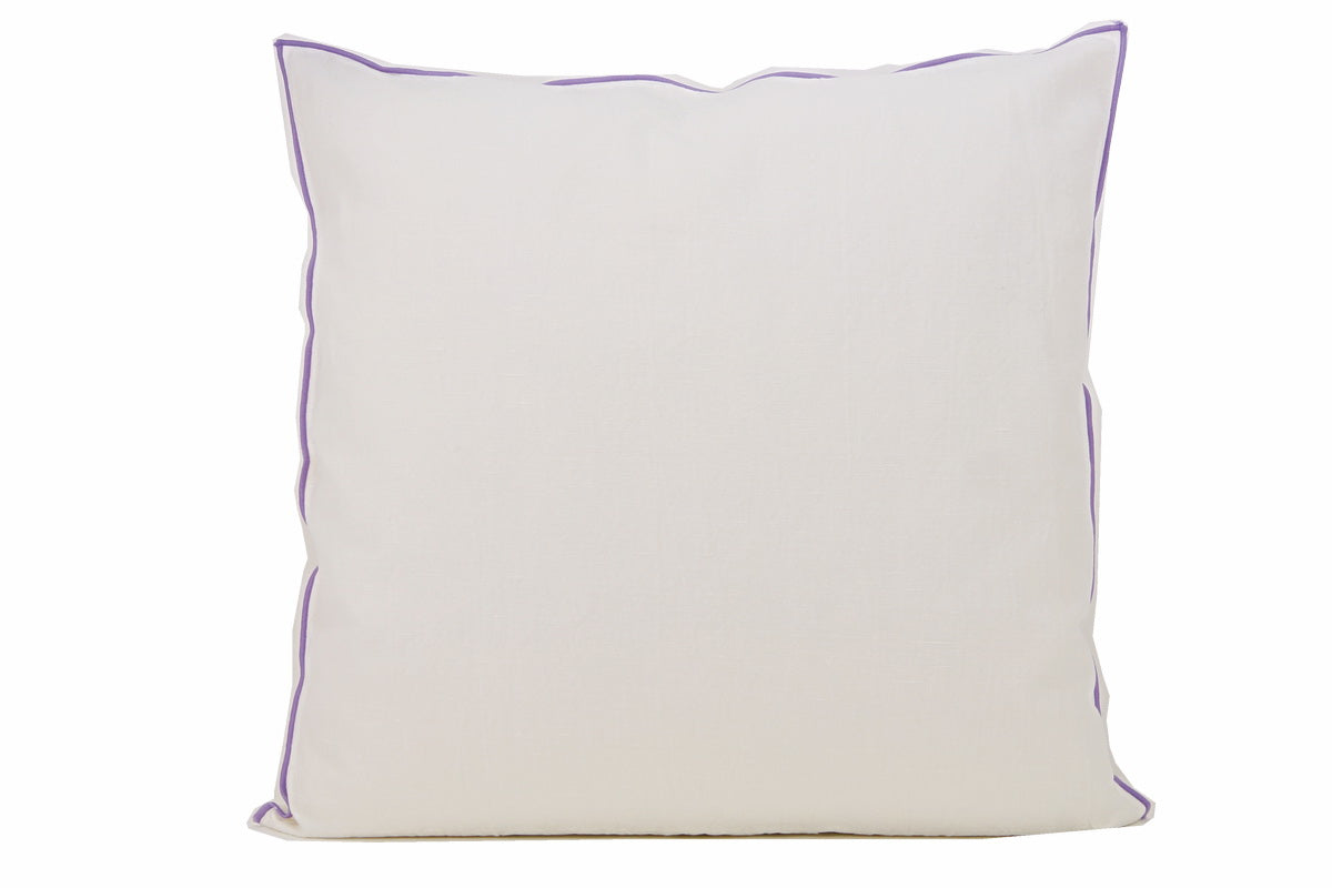 Kiruna, Kissen, softes Halbleinen, kontrastfarbener Saum, white/flieder, 50x50cm