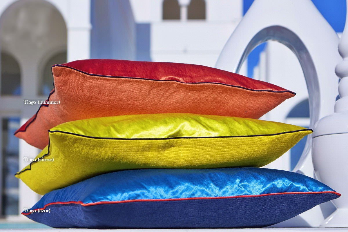 Tiago, in Matt/Glanzoptik, azur, Kissen Vorderseite Glanzsatin, Rückseite Leinen, 27x43cm